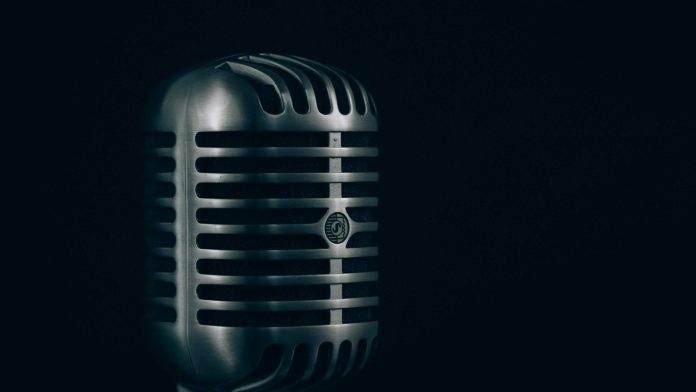 microphone vintage