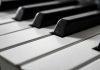 Margareta Pâslaru: povestea „mitului muzicii ușoare” românești piano keys